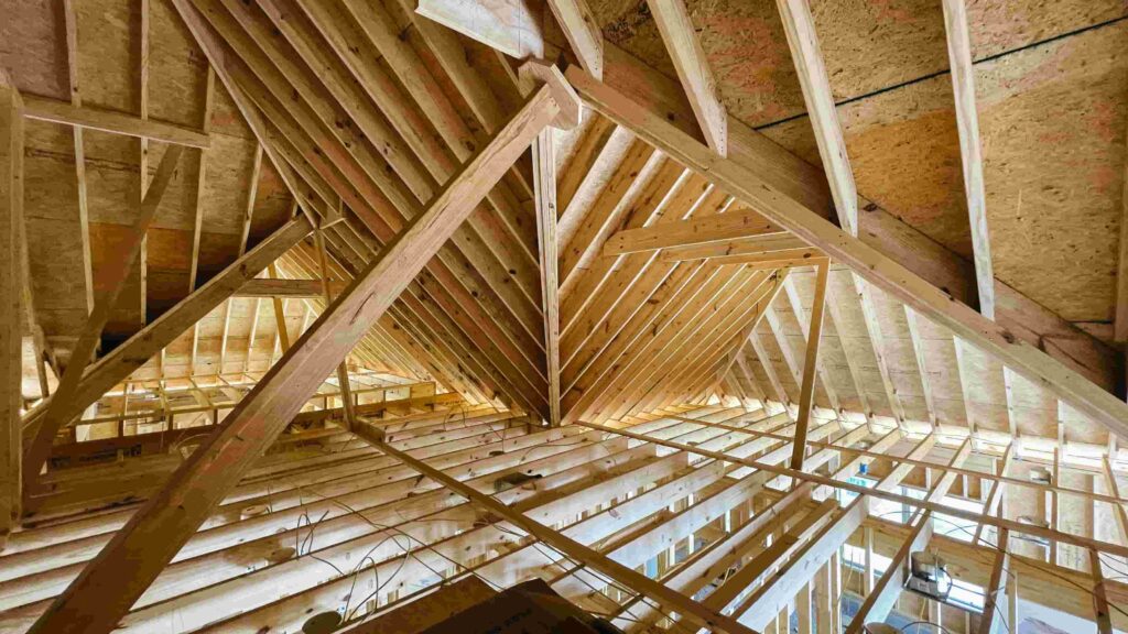 aménagements des combles d'une maison de particulier